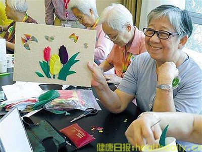 老年人想延缓衰老要多动手、多动脑(图1) 老年人想延缓衰老要多动手、多动脑(图1)
