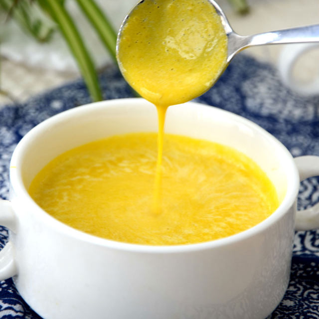 鲜奶南瓜羹 8种食物可以帮助你滋阴降火(图2)